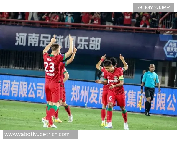 红白血脉延续小西蒙尼进球献给刚出生的侄子 红白血脉延续小西蒙尼进球献给刚出生的侄子