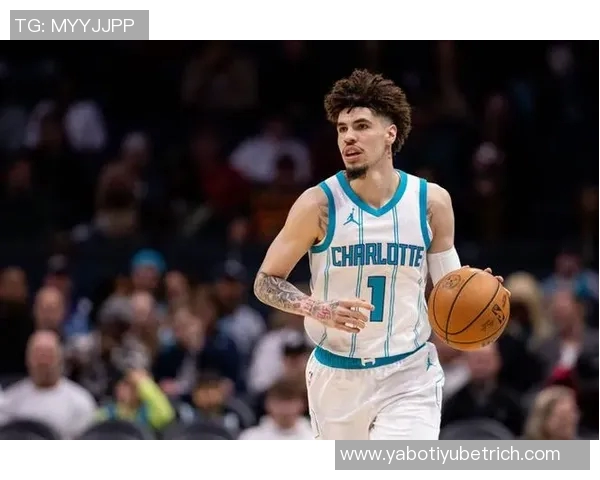 黄蜂队对三球的交易意愿上升建队基石地位逐渐动摇