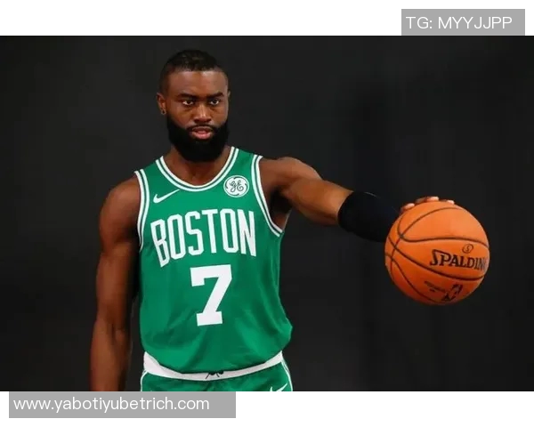 左腿筋紧张导致退赛马祖拉尚未收到完整伤情报告杰伦布朗表示他状态良好