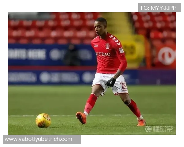 卢伟强调核心后卫需具备更强心理素质与稳定处理球能力